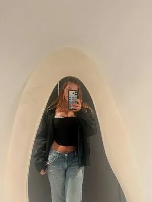 Mole OnlyFans Leaked Free Thumbnail Picture - #FCAjrIf4Da