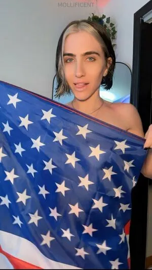 Mollificent OnlyFans Leaked Free Thumbnail Picture - #AJFicab8S5