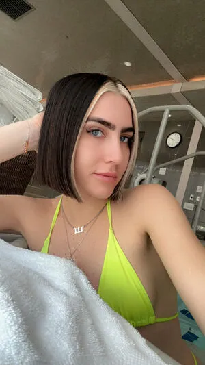 Mollificent OnlyFans Leaked Free Thumbnail Picture - #vgamIcMdmo