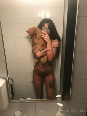 Molly Alien OnlyFans Leaked Free Thumbnail Picture - #skDFLldKTe