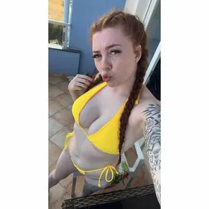 Molly Capper OnlyFans Leaked Free Thumbnail Picture - #p84roLv1z2