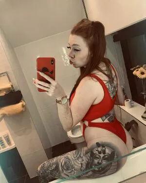 Molly Capper OnlyFans Leaked Free Thumbnail Picture - #s3ADVdwEps