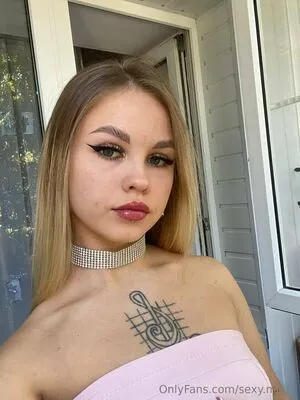 Molly Dollyyy OnlyFans Leaked Free Thumbnail Picture - #4n0safc2bR