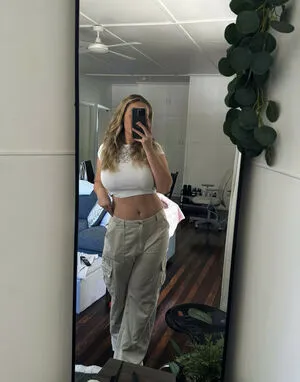 Molly Donahoe OnlyFans Leaked Free Thumbnail Picture - #LNoSslSDtd