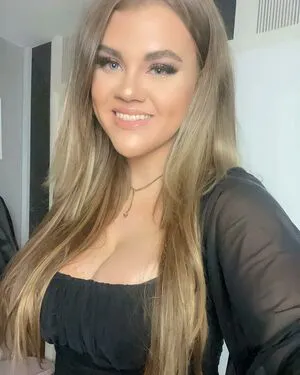 Molly Georgia Leach OnlyFans Leaked Free Thumbnail Picture - #Bd8bowbsq0