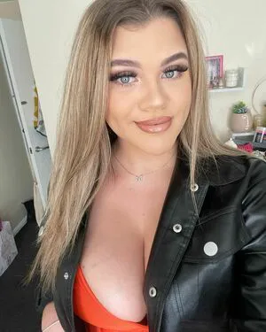 Molly Georgia Leach OnlyFans Leaked Free Thumbnail Picture - #qV1i64ZCYn