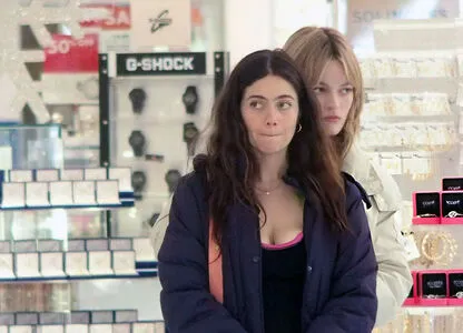 Molly Gordon OnlyFans Leaked Free Thumbnail Picture - #5xWNxq2rIg