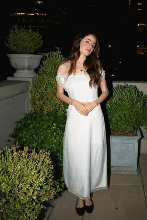 Molly Gordon OnlyFans Leaked Free Thumbnail Picture - #E5aminUyfe