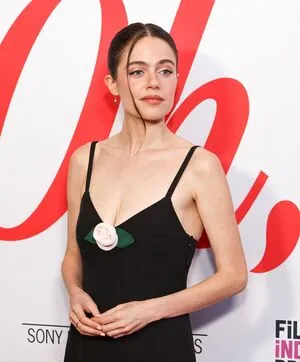 Molly Gordon OnlyFans Leaked Free Thumbnail Picture - #dYTbZ2L9aL