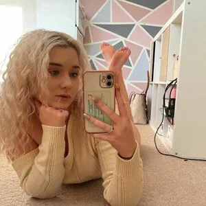 Molly Harding OnlyFans Leaked Free Thumbnail Picture - #OSgh3gamBj
