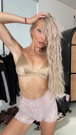 Molly Moore OnlyFans Leaked Free Thumbnail Picture - #QHeLOk9WYO