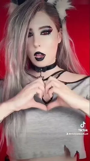 Molly Red Wolf OnlyFans Leaked Free Thumbnail Picture - #Hk9QG45nBD