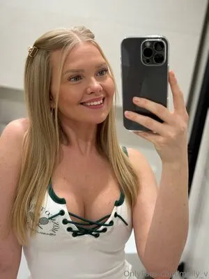 Molly V OnlyFans Leaked Free Thumbnail Picture - #il82bQ2418
