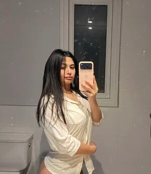 Mollyaira OnlyFans Leaked Free Thumbnail Picture - #F4UrBM7TGL