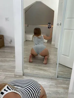 Mollybuttons OnlyFans Leaked Free Thumbnail Picture - #zkDGjtn4s7