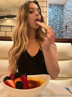 Mollylittlexxx OnlyFans Leaked Free Thumbnail Picture - #pHvvAa0izl