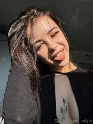 Mollylo OnlyFans Leaked Free Thumbnail Picture - #2hyKVSSOlG