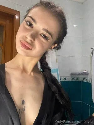 Mollylo OnlyFans Leaked Free Thumbnail Picture - #U50r2Itfor