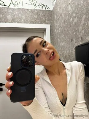 Mollylo OnlyFans Leaked Free Thumbnail Picture - #U8i8xm3XQB