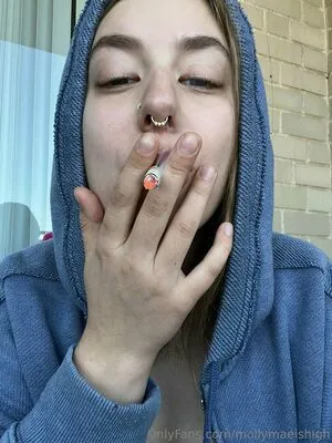 Mollymaeishigh OnlyFans Leaked Free Thumbnail Picture - #7qZkfflpLp