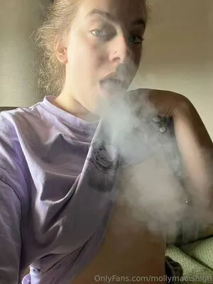 Mollymaeishigh OnlyFans Leaked Free Thumbnail Picture - #bD60ObS80b