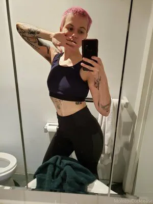 Molotovcocktease OnlyFans Leaked Free Thumbnail Picture - #glFb1CUaN8