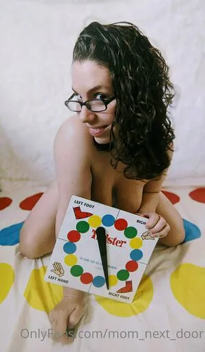 Mom Next Door OnlyFans Leaked Free Thumbnail Picture - #1wPpHrdjdE