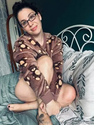 Mom Next Door OnlyFans Leaked Free Thumbnail Picture - #GghjaJ0AeK