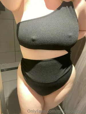 Mombodrosie OnlyFans Leaked Free Thumbnail Picture - #RXj0TaXXXV