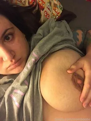Momboobs OnlyFans Leaked Free Thumbnail Picture - #KcWmm6BOKo