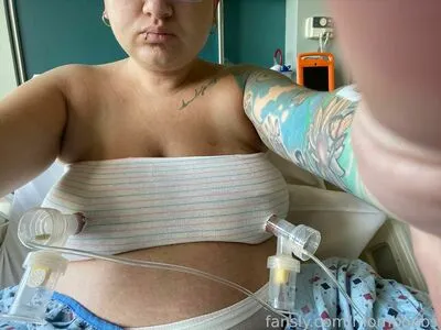 Momboobs OnlyFans Leaked Free Thumbnail Picture - #wJR7hAM9pj