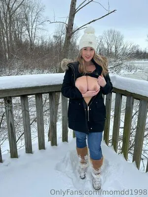 Momdd1998 OnlyFans Leaked Free Thumbnail Picture - #GrkGw86iJo