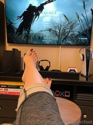 Momiifeet OnlyFans Leaked Free Thumbnail Picture - #djBdAU90SJ