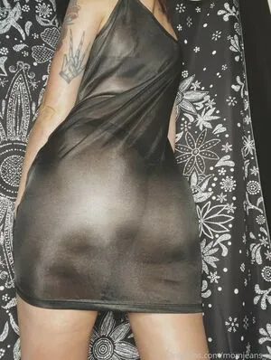 Momjeans X OnlyFans Leaked Free Thumbnail Picture - #h3T0u3Ay9b