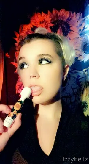 Momma Bells OnlyFans Leaked Free Thumbnail Picture - #IB3RU6HM1t