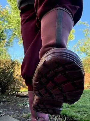 Mommabearfeetfetish OnlyFans Leaked Free Thumbnail Picture - #2bdOvuTdoa