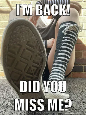 Mommabearfeetfetish OnlyFans Leaked Free Thumbnail Picture - #9rEohJcIb2