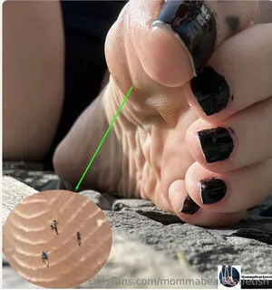Mommabearfeetfetish OnlyFans Leaked Free Thumbnail Picture - #gPJklBuhFx
