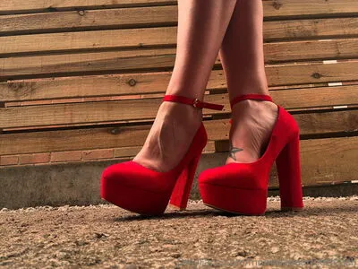 Mommabearfeetfetish OnlyFans Leaked Free Thumbnail Picture - #h3qzftpJLI