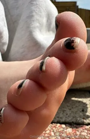 Mommabearfeetfetish OnlyFans Leaked Free Thumbnail Picture - #ydbHtqaIZZ