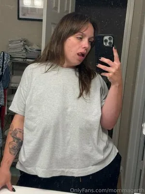 Mommagerth OnlyFans Leaked Free Thumbnail Picture - #4S1Iqw1yO4