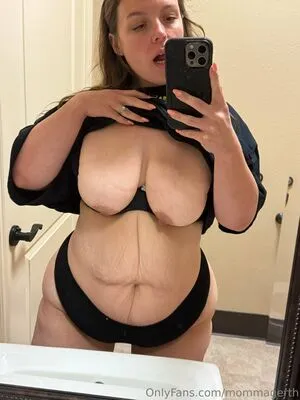 Mommagerth OnlyFans Leaked Free Thumbnail Picture - #4xDtFE0For