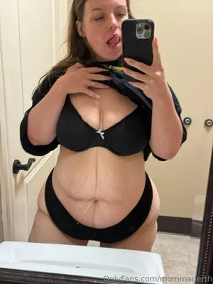 Mommagerth OnlyFans Leaked Free Thumbnail Picture - #6hpKINKJuq