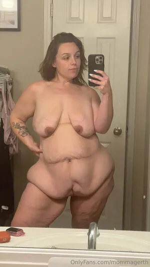 Mommagerth OnlyFans Leaked Free Thumbnail Picture - #RFMDOFVoNi