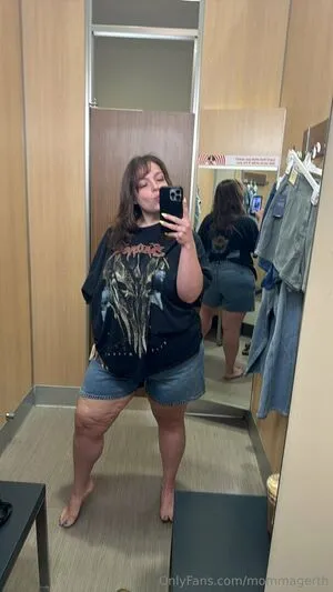 Mommagerth OnlyFans Leaked Free Thumbnail Picture - #T9av7HM0xf