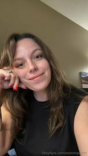 Mommagerth OnlyFans Leaked Free Thumbnail Picture - #XTRaWpGQv3