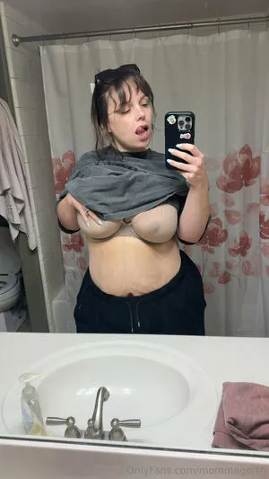 Mommagerth OnlyFans Leaked Free Thumbnail Picture - #d7aHd5OcCc