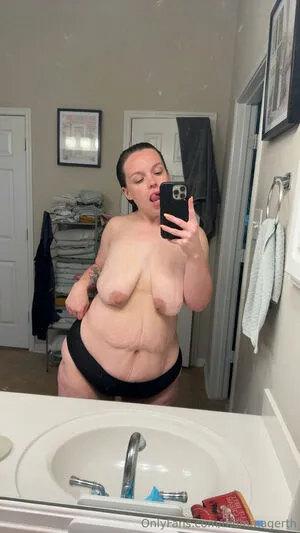 Mommagerth OnlyFans Leaked Free Thumbnail Picture - #gWehFK3RZT