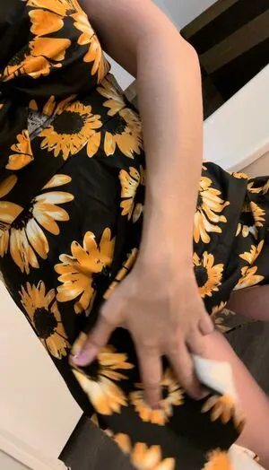 Mommelonss OnlyFans Leaked Free Thumbnail Picture - #1UHSxci4jB