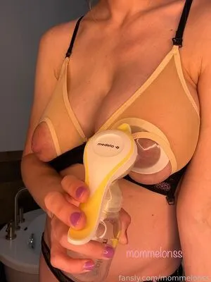 Mommelonss OnlyFans Leaked Free Thumbnail Picture - #vyMXc2F3RV